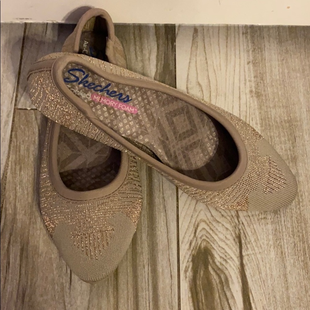 Skechers air cooled memory foam flats